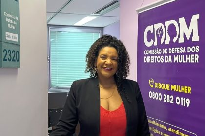 Renata Souza na Sala Lilás