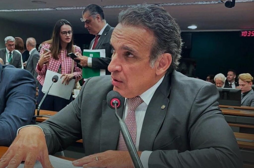 Alerj pode ‘importar’ a solução para a vaga do Tribunal de Contas do Estado (TCE-RJ); ganha força o nome do deputado federal Hugo Leal