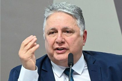 O incendiário Anthony Garotinho