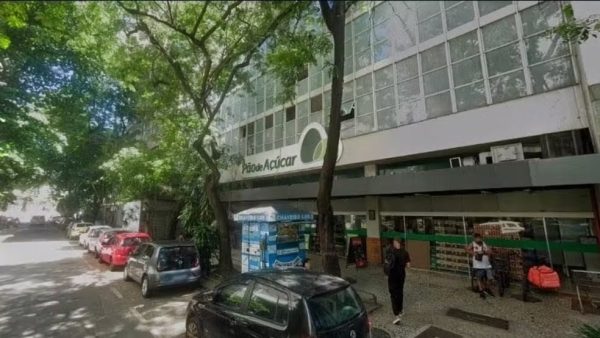 Parecer do Ministério Público aponta indícios de possível desvio de finalidade e defende retomada de ação contra desapropriação do imóvel que abrigava um supermercado na Rua Barão de Itambi, em Botafogo