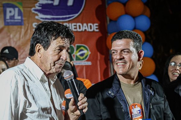 Justiça Eleitoral absolve prefeito de Laje do Muriaé das acusações de abuso de poder e compra de votos 48 José Maria Sanhaço e Netinho do Dinésio, vice-prefeito e prefeito de Laje do Muriaé