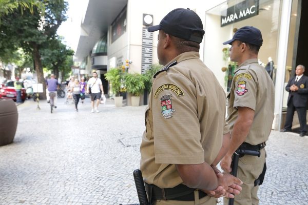 agentes da Guarda Municipal de Niterói