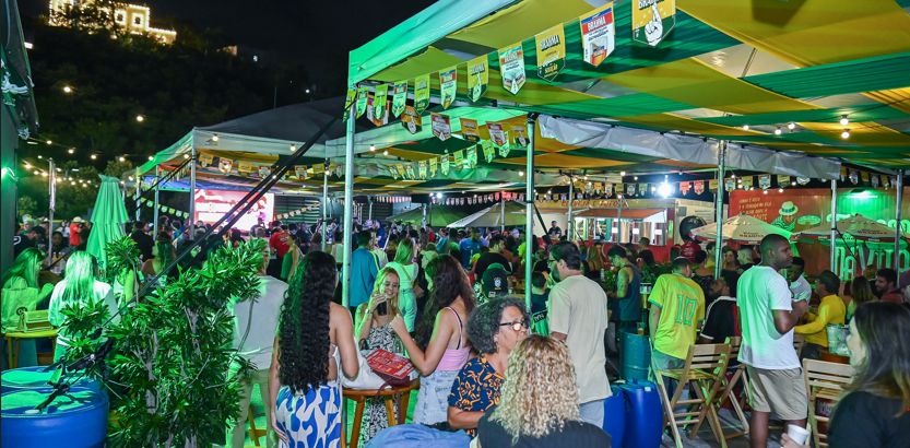 Bora lá: sol, samba, final da Copa e festival peruano marcam o 'puro suco' do Rio neste fim de semana 63 arena do terraco da vila no shopping boulevard em vila isabel