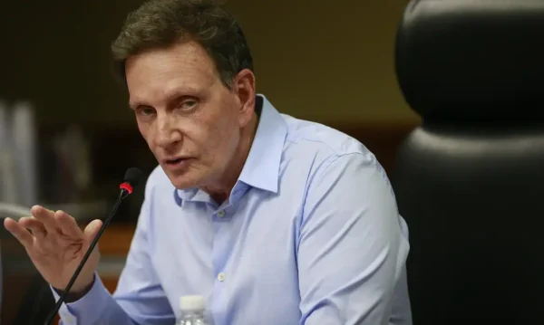 Justiça rejeita recurso de Crivella e mantém indenização de R$ 20 mil a estudante por vídeo usado em campanha eleitoral