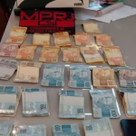 MPRJ durante cumprimento dos mandados de busca e apreensão — Foto: Divulgação