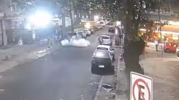 Momento do ataque em Copacabana; prefeito atribui caso à Operação Tolerância Zero