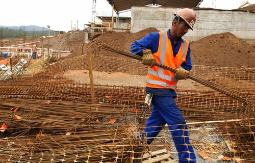 Canteiro de obras do reassentamento de Bento Rodrigues