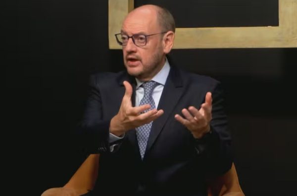 4.908 fora e 1.565 dentro: o Diário Oficial vai dar uma trégua ou ainda não acabaram as exonerações em massa de Ricardo Couto? 57 Ricardo Couto