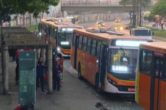 suspensao greve