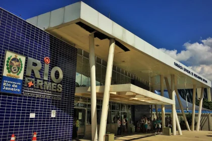 Unidade da Riofarmes da Praça Onze, no Centro do Rio