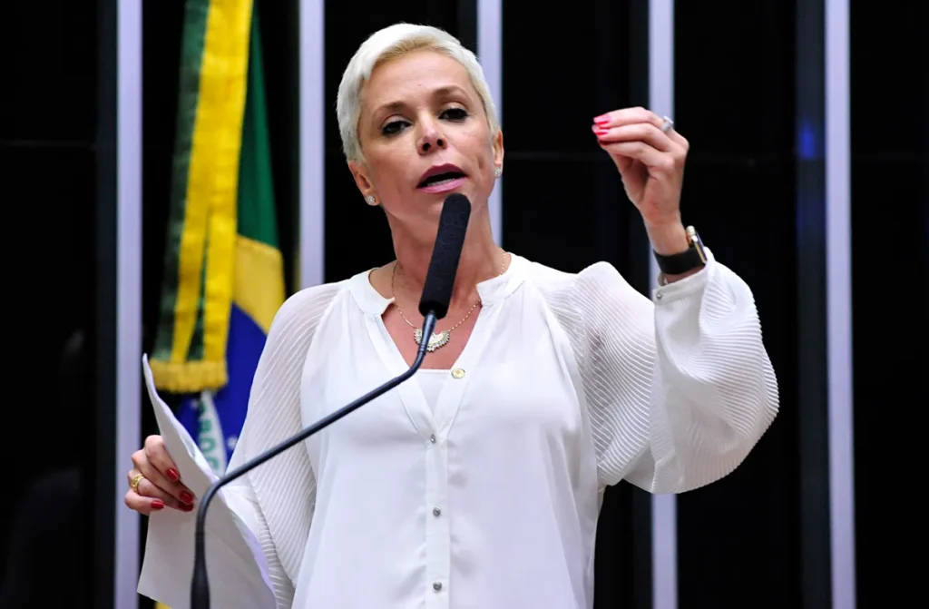 Eleições 2026: Cristiane Brasil volta à disputa com nome do pai na urna e patrimônio quatro vezes maior