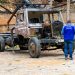 Desmonte: operação do Detran-RJ fecha ferro-velho irregular e encontra peças de carros roubados em Teresópolis
