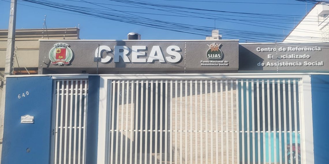 Justiça manda Prefeitura do Rio criar 19 novos CREAS e ampliar atendimento a adolescentes em medidas socioeducativas 47 CREAS da Taquara é uma das unidades citadas na decisão judicial como exemplo da sobrecarga na rede de assistência social do município.