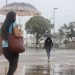 Rio terá calor, chuva e ventos de até 70 km/h no fim de semana; veja a previsão 57 O fim de semana será marcado por mudança no tempo no Rio de Janeiro, com previsão de calor, possibilidade de chuva e ventos mais fortes em diferentes regiões do estado. Na capital, o sábado deve ser mais ameno, enquanto o domingo será marcado por forte elevação da temperatura, com máxima prevista de 36°C.