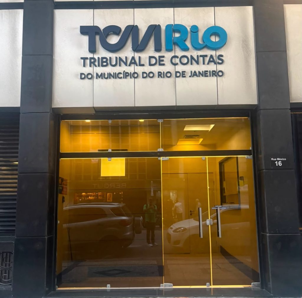 Segue o (f)luxo: TCMRio mantém pregão de R$ 3,2 milhões para contratar nove motoristas executivos