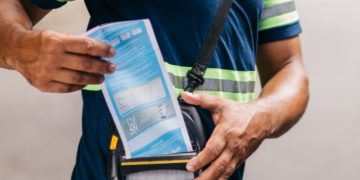 Moradores da Cidade de Deus e da Gardênia Azul poderão fazer cadastro e recadastramento para a tarifa social da Iguá Rio, que garante desconto na conta de água.
