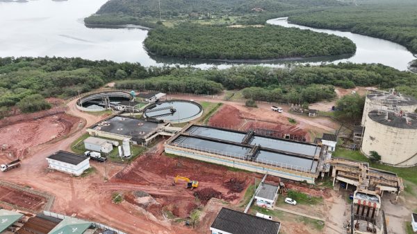 Unidade está sendo completamente reformada, com modernização e automação de processos e equipamentos para atender à expansão dos serviços de esgotamento em São Gonçalo