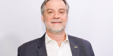 Couto anuncia reitor da UFF como novo secretário de Ciência e Tecnologia; pasta será recriada em setembro