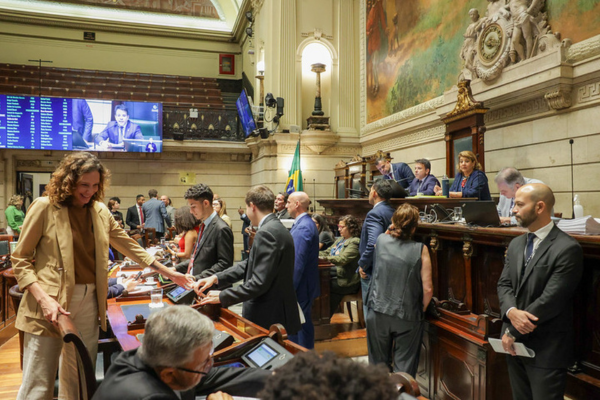 Na volta do recesso, sessão na Câmara do Rio tem mais adiamentos de pautas do que votações 47 Vereadores do Rio de Janeiro em sessão na Câmara