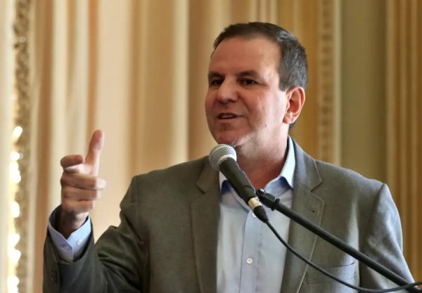 Justiça Eleitoral rejeita ação do PL contra Eduardo Paes por propaganda antecipada em reunião com sindicalistas
