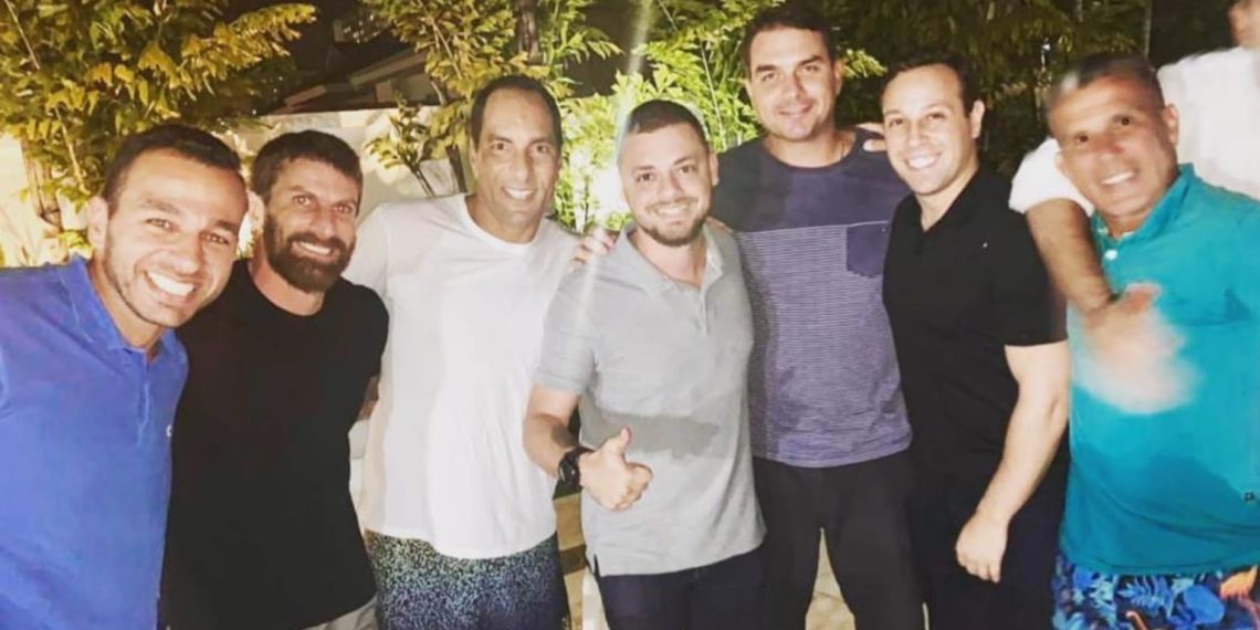 Flávio Bolsonaro e Alan Belaciano