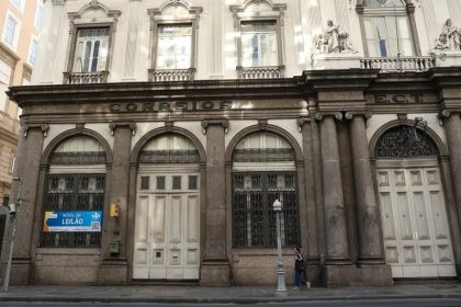 A antiga sede dos Correios fica na Rua Primeiro de Março, no Centro do Rio