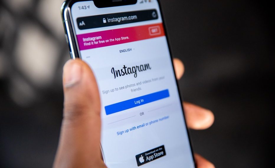 Búzios entra com ação judicial contra nove perfis no Instagram e pede a identificação dos administradores das páginas 47 Instagram