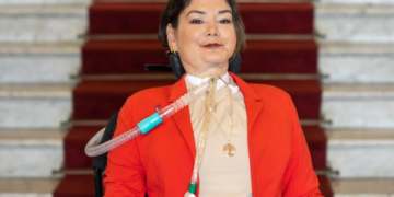 Câmara do Rio aprova homenagem a vereadora Luciana Novaes com nome de rua na cidade