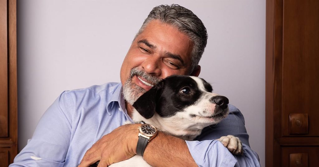 Dinheiro pra cachorro: candidato da causa animal declara R$ 47 milhões em patrimônio