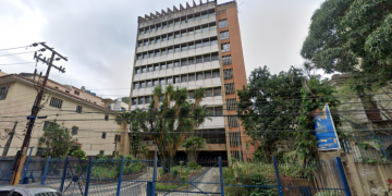Comissão da Câmara do Rio faz visita às famílias que ocuparam antigo prédio do Inmetro 10 Prédio do Inmetro