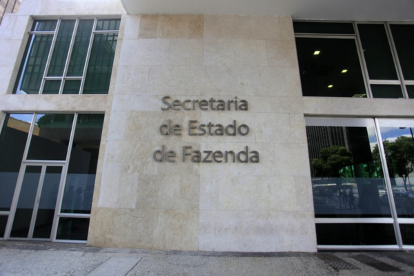 Restaurantes e postos de combustíveis são os setores com mais irregularidades entre as 3,5 mil empresas com inscrições bloqueadas no Rio 48 Fachada da Secretaria de Fazenda do Rio