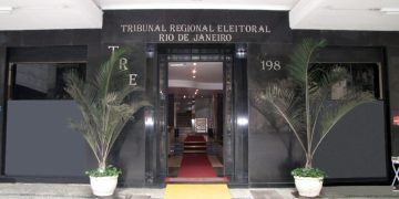 Sede do TRE-RJ, que analisa as contas dos candidatos