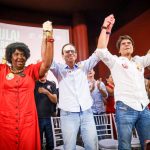 Benedita da Silva, Eduardo Paes e Pedro Paulo durante convenção da Federação Brasil da Esperança