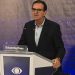 Ele  justifica a desistência pelo fato de o período eleitoral não ter se iniciado oficialmente, o que ocorre no próximo dia 16