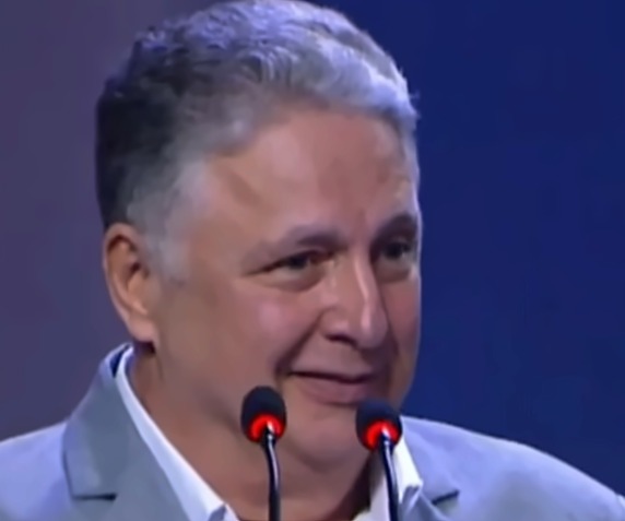 Inelegível: juiz determina que sentença de Garotinho seja comunicada ao TRE e ao TSE; ex-governador deve ficar fora do páreo até 2033 48 Anthony Garotinho no debate Band/TEMPO REAL: ex-governador está inelegível, diz juiz