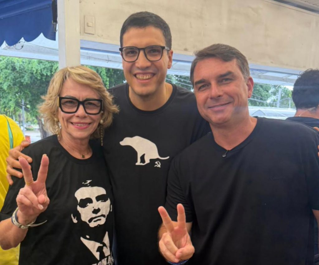 PL investe na candidatura de Rogéria Bolsonaro; desempenho da matriarca é considerado fundamental para a campanha de Flávio 50 WhatsApp Image 2026 08 15 at 17.11.44