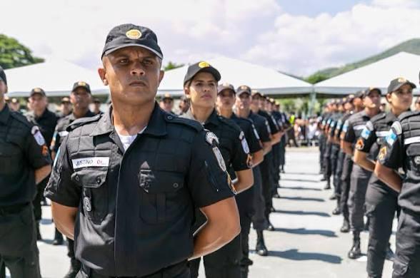 Ricardo Couto proíbe cessão de PMs a outros órgãos para reforçar policiamento nas ruas até o fim do ano