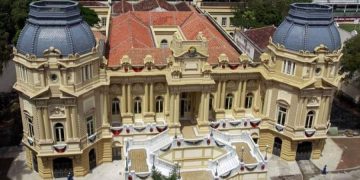 O Palácio Guanabara em tempos de calmaria
