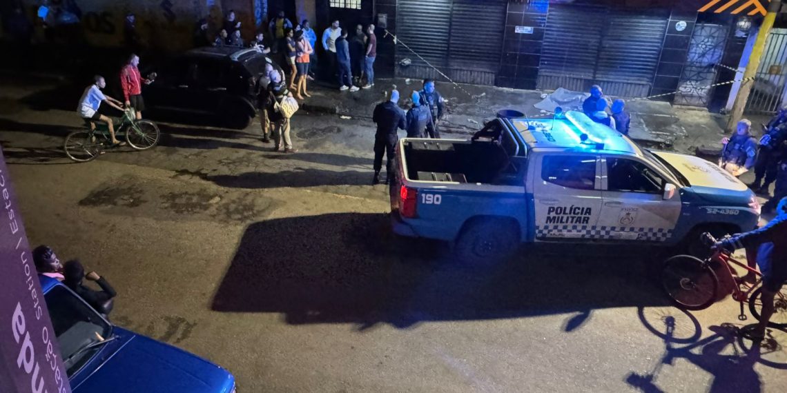 Ataque a tiros em loja de Nilópolis