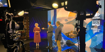Pré-debate no TEMPO REAL: acompanhe os bastidores e entrevistas antes do primeiro confronto pelo Palácio Guanabara