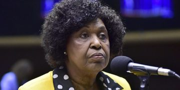 Benedita da Silva é candidata ao Senado pelo PT nas eleições de 2026
