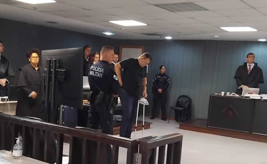 Cantor sertanejo pega 28 anos por feminicídio em julgamento com hipótese macabra 48 réu no julgamento