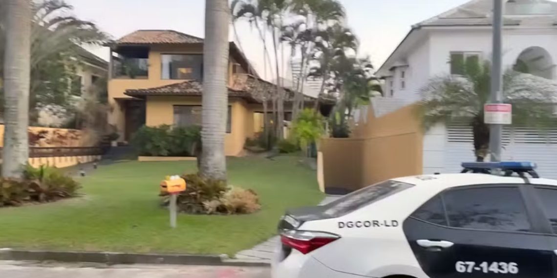 'Banco do pastor: operação da Polícia Civil investiga esquema de pirâmide ligado a igreja de Niterói que movimentou mais de R$ 8 milhões 48 ‘Banco do pastor: operação da Polícia Civil investiga esquema de pirâmide ligado a igreja de Niterói que movimentou mais de R$ 8 milhões