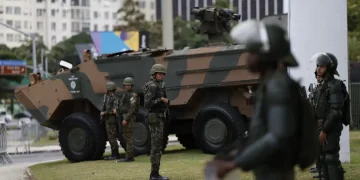 Após pedido de Couto e aval do TRE-RJ, Tribunal Superior Eleitoral aprova reforço de tropas federais nas eleições de outubro no Rio 1 tropas federais em atuação no Rio durante eleições