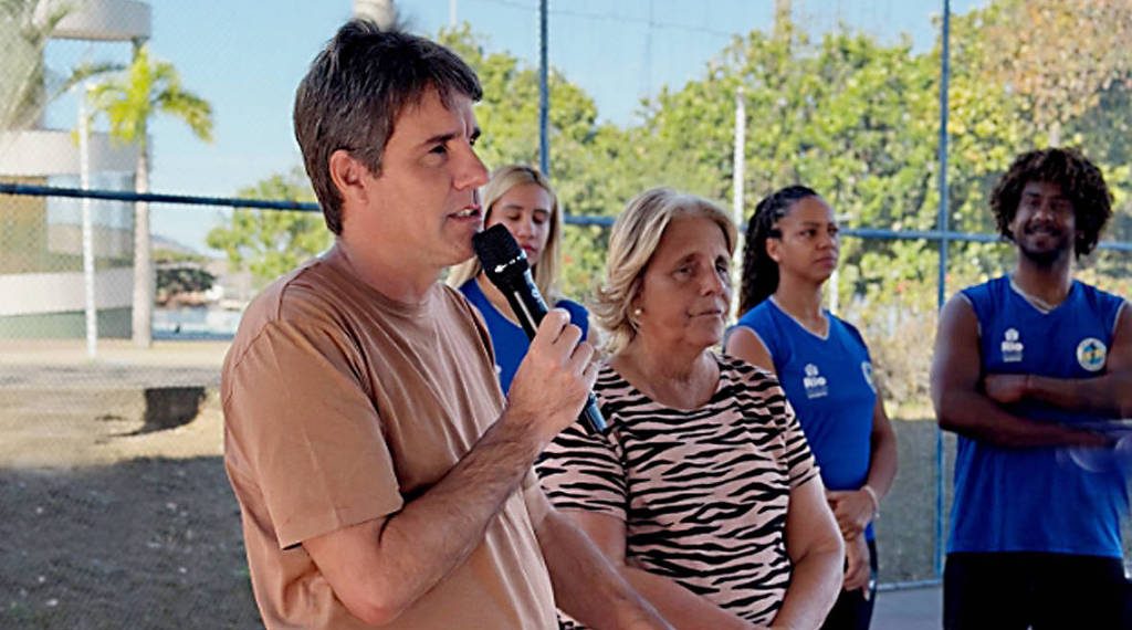 Junior da Lucinha tem candidatura à Alerj liberada pelo TRE-RJ em decisão unânime 48 Junior da Lucinha e sua mãe
