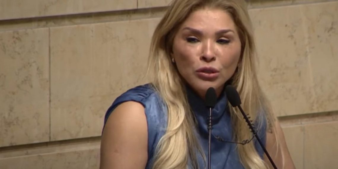 Verônica Costa