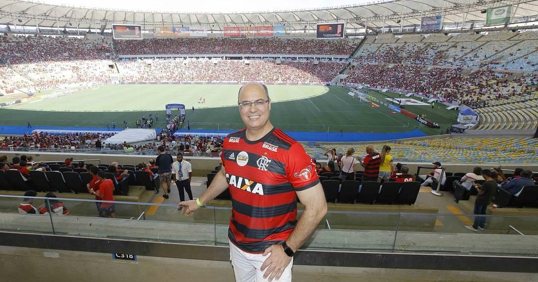 Nos acréscimos, TCE bate o martelo e Witzel terá de pagar R$ 124 mil por crise na gestão do Maracanã 51 Wilson Witzel no Maracanã, durante seu mandato como governador do Rio de Janeiro. Ex-governador foi multado em R$ 124 mil pelo TCE.