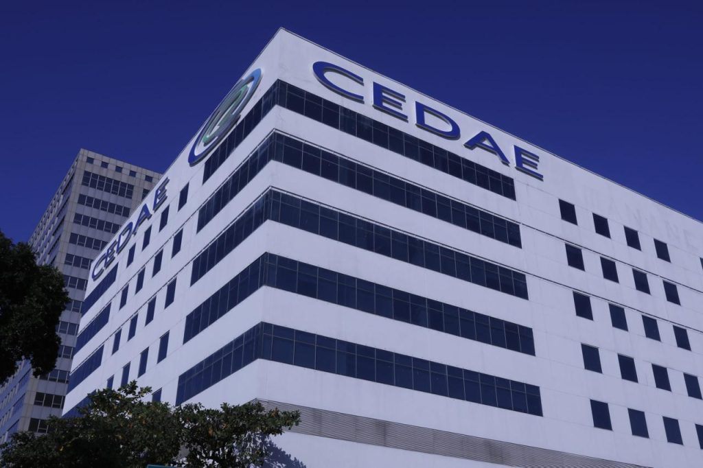 Caso Master: Cedae contrata R$ 1,8 milhão em advocacia para atuar em apurações sobre aplicação de R$ 200 milhões no banco