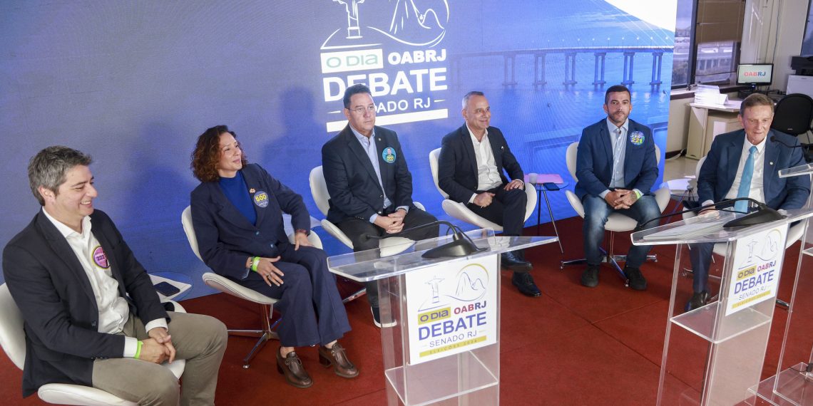 Candidatos ao Senado durante debate promovido nesta segunda (01)