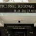 TRE-RJ barra 15 candidatos ligados ao crime organizado e à ‘milícia de gravata’ e altera 34 locais de votação no Rio 54 Sede do TRE-RJ, no Centro do Rio: tribunal indeferiu o registro de 15 candidatos por suposta ligação com organizações criminosas e transferiu 34 locais de votação no estado.